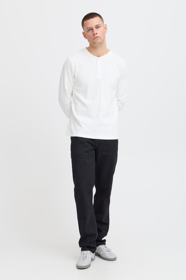 LONG SLEEVED T-SHIRT - HVIT