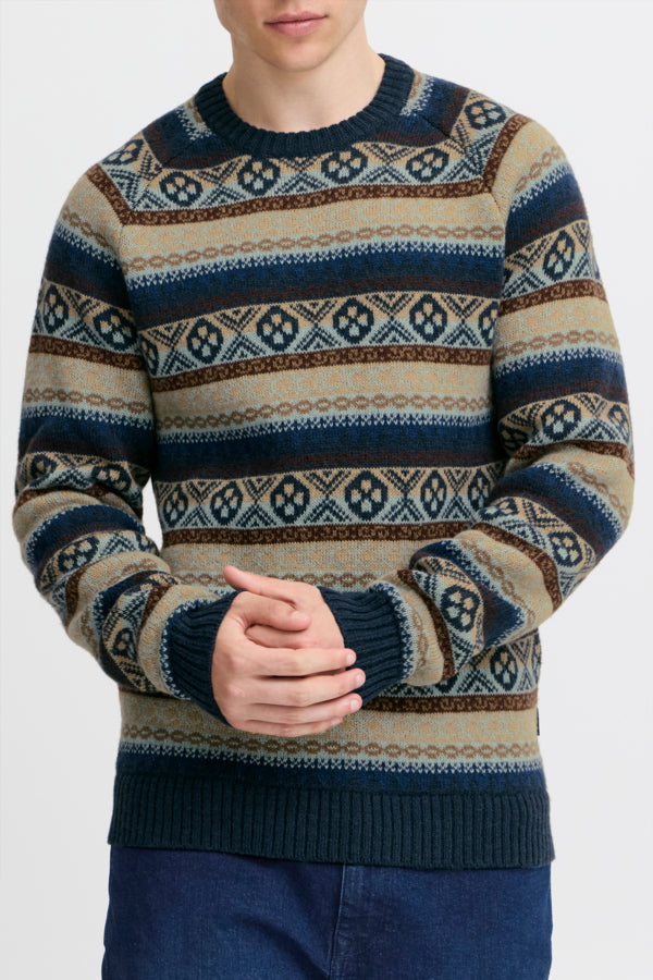 PULLOVER