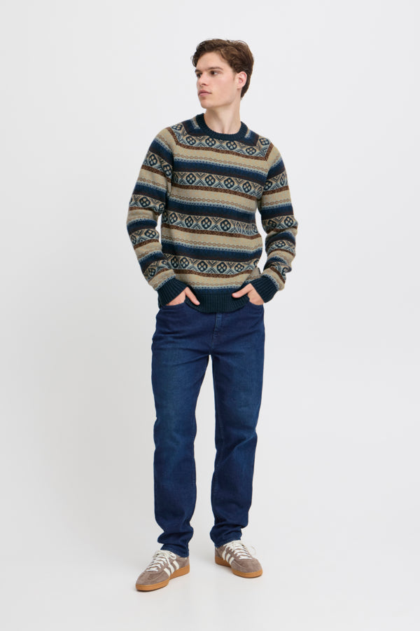 PULLOVER