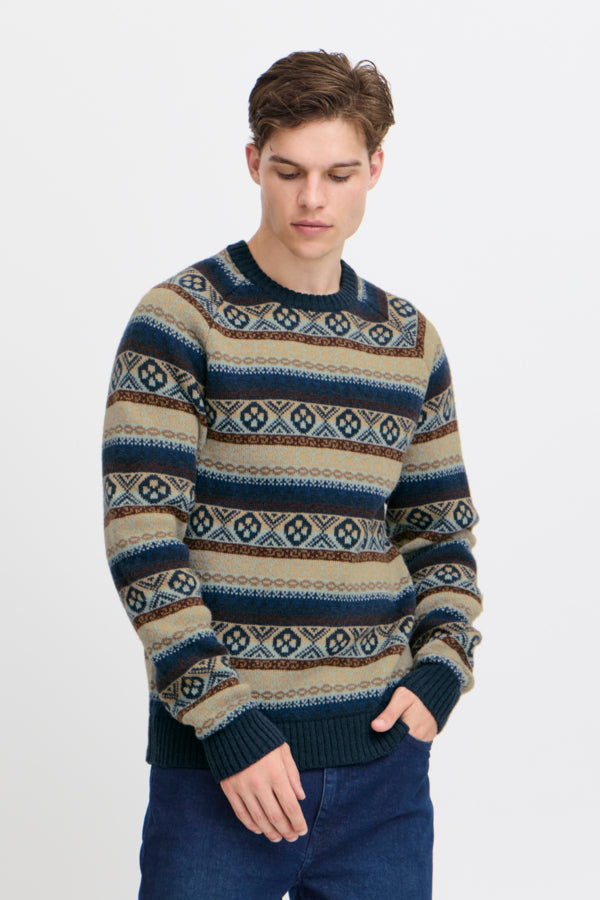 PULLOVER