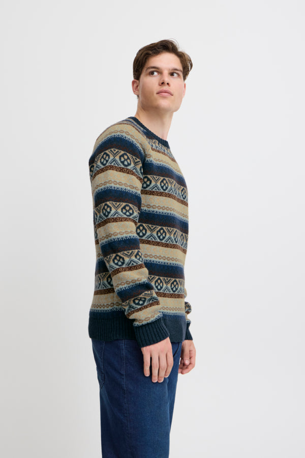 PULLOVER