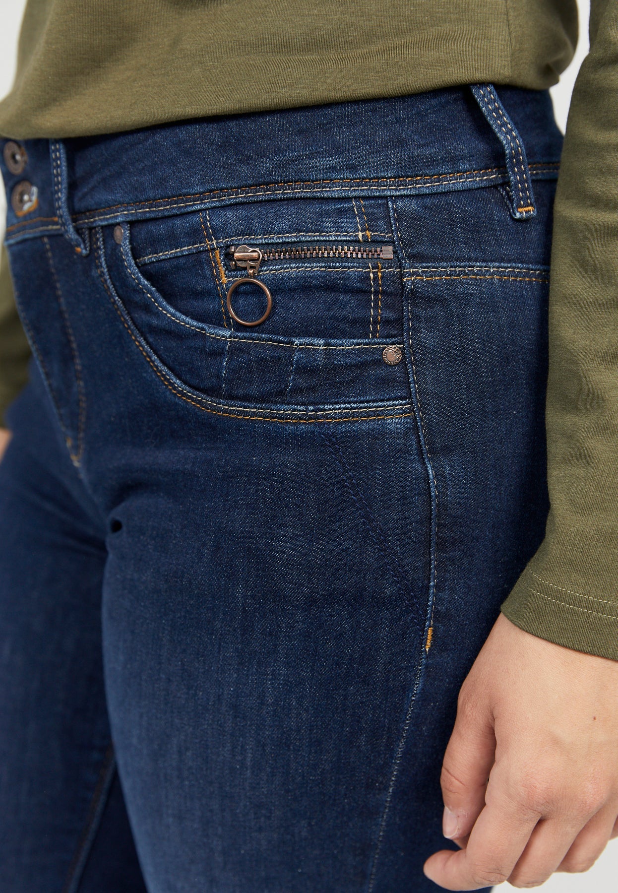 HANNAH STRAIGHT LEGS JEANS - DARK BLUE