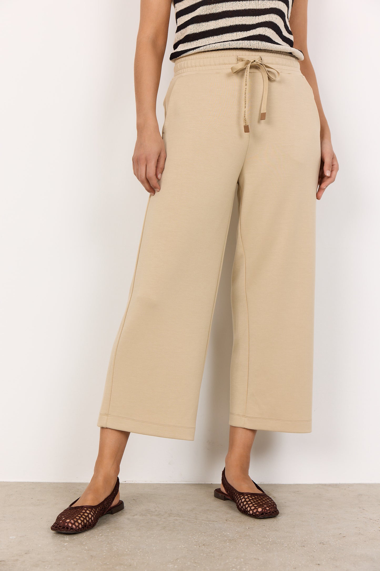 SC-BANU 26 BEIGE