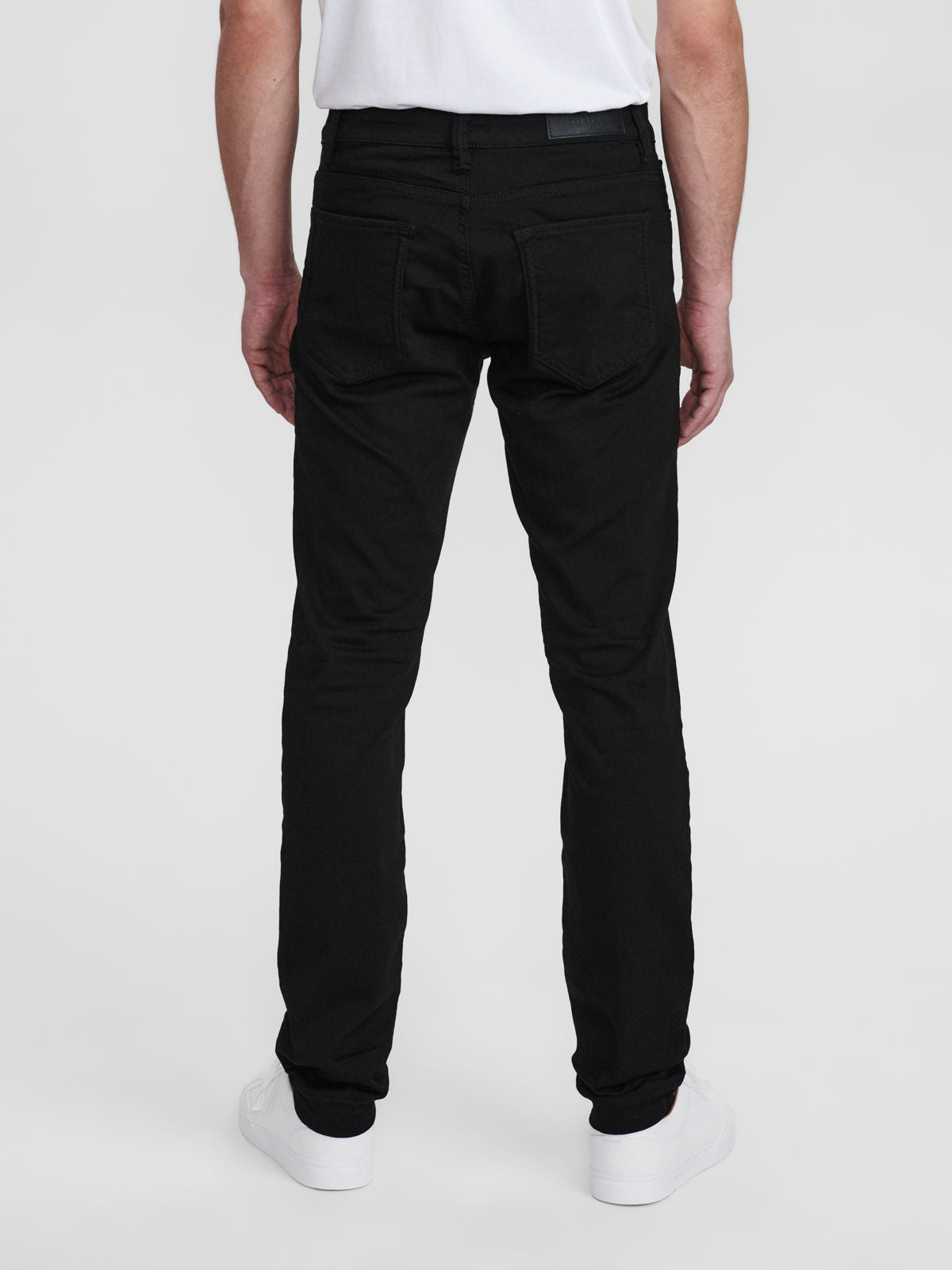 JONES SLIM FIT JEANS - K1911 SVART