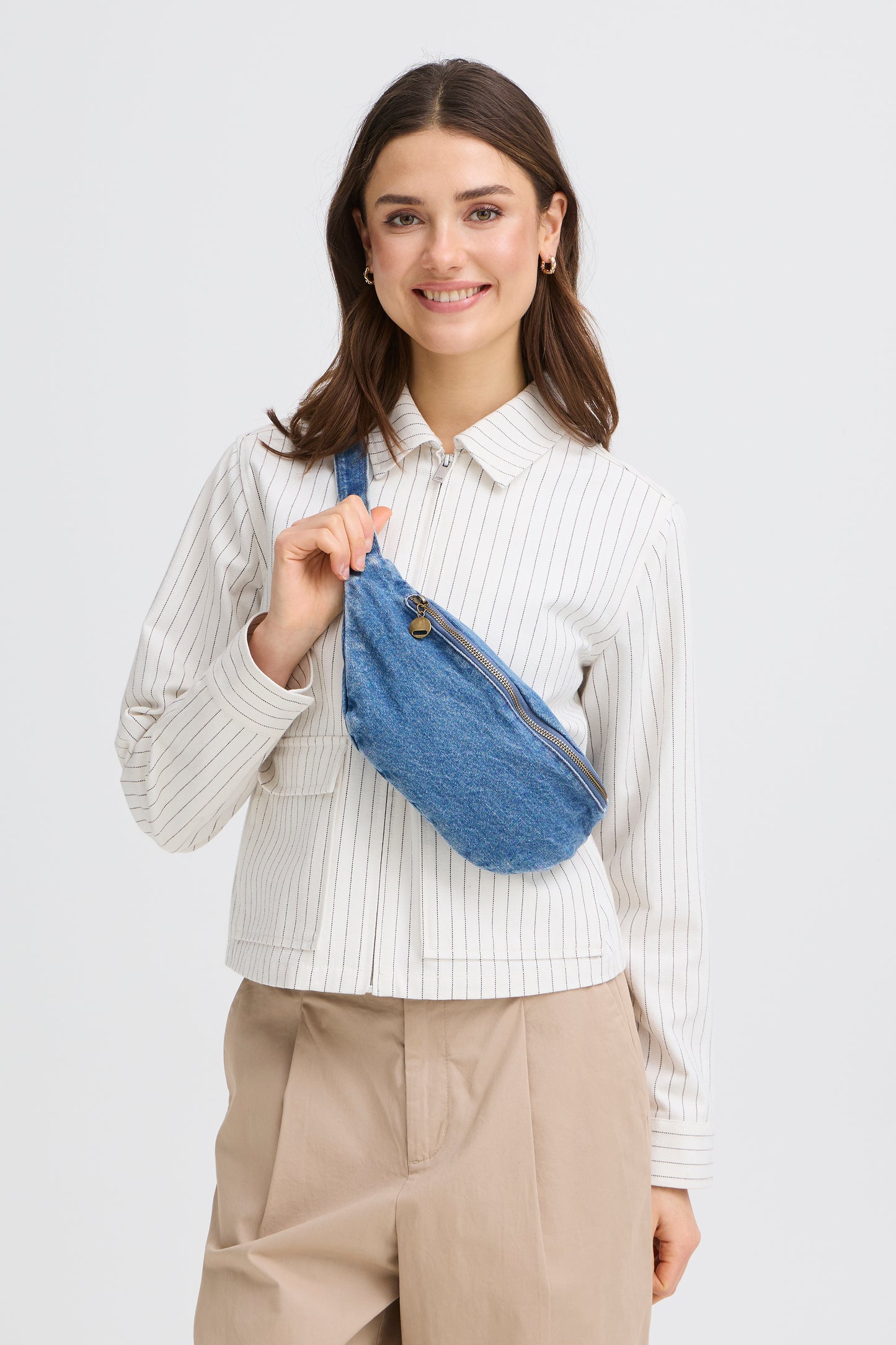 FRALVINA BUMBAG